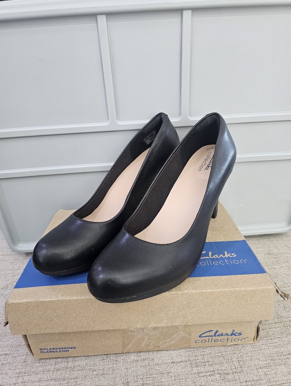 Clarks Size 10 Black Leather Adriel Viola Dress Pumps 3.25" Heels NIB